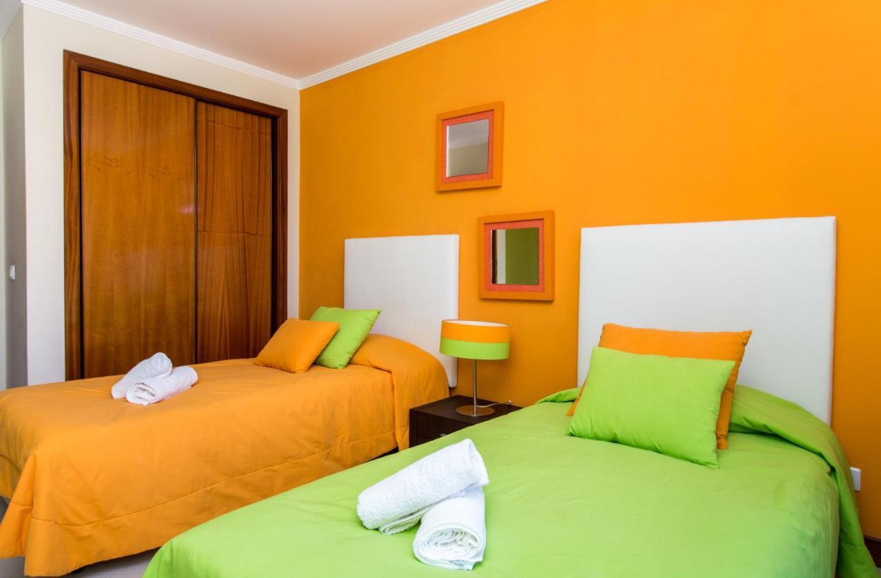 Family Apartment - Pool And Garden & Playground & Beach & Albufeira Exterior photo