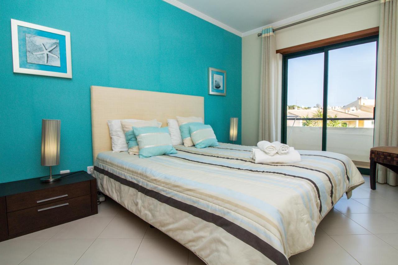 Family Apartment - Pool And Garden & Playground & Beach & Albufeira Exterior photo