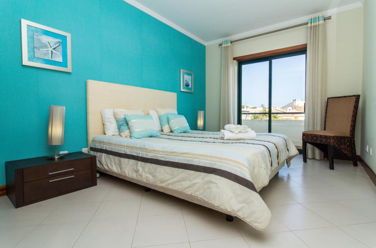 Family Apartment - Pool And Garden & Playground & Beach & Albufeira Exterior photo