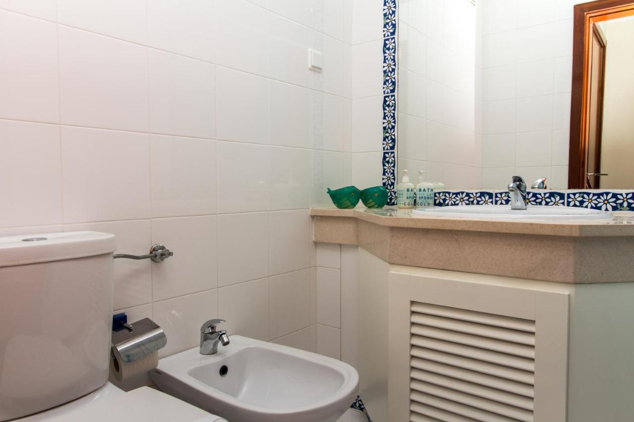 Family Apartment - Pool And Garden & Playground & Beach & Albufeira Exterior photo